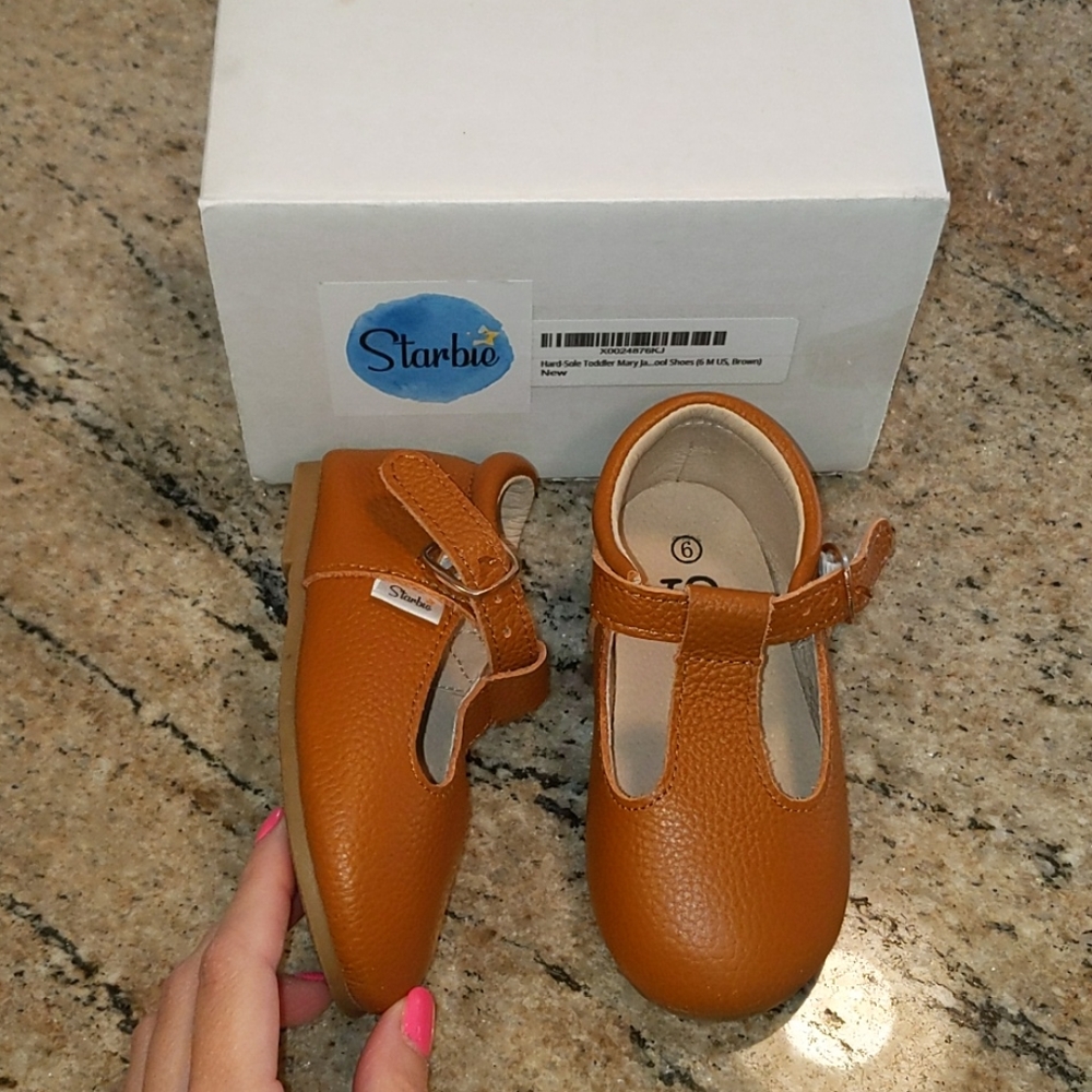 LIKE NEW Mary Jane Hard Sole Shoes Toddler 6
